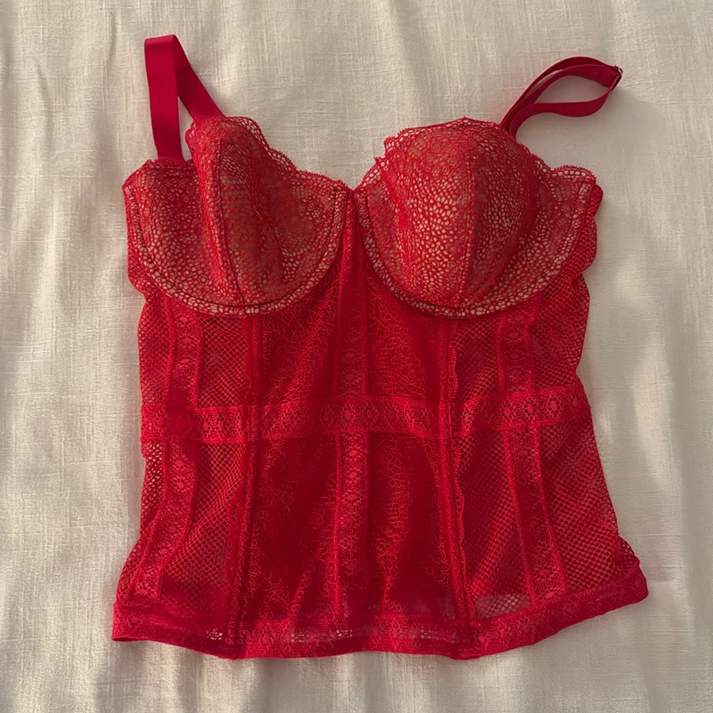 NWT Victorias Secret red Lacey corset